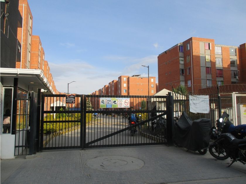 Apartamento en arriendo Calle 10a, Danubio, Hogares Soacha, Comuna Soacha Central, Soacha Ciudad, Soacha, Cundinamarca, Rap (especial) Central, 250051, Colombia