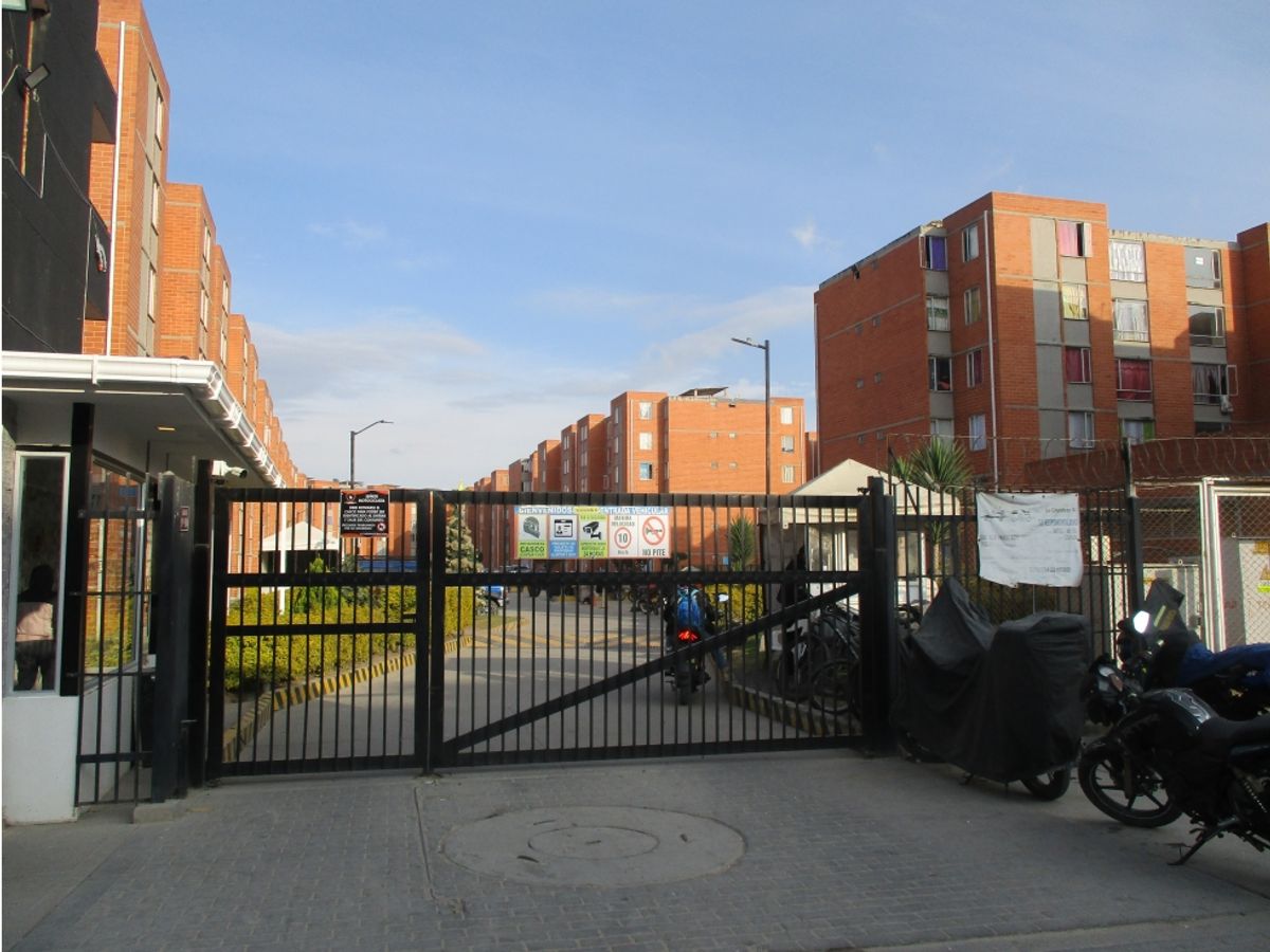 Apartamento en arriendo Hogares Soacha (Soacha) en Hogares Soacha