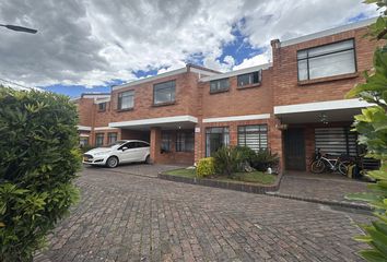 Casa en  Calle 35 1a 33, Chía, Cundinamarca, Col