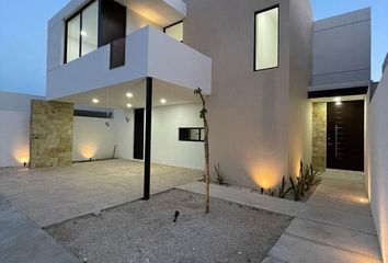 Casa en  Calle 10, Conkal, Yucatán, 97345, Mex