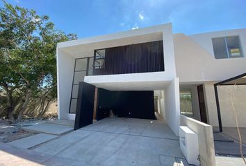 Casa en condominio en  Yucatán Country Club, Mérida, Yucatán