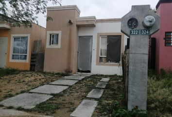 Casa en  Balcones De Zirandaro, Juárez, Nuevo León
