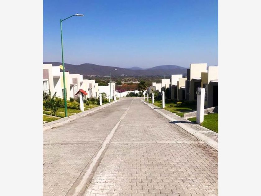 venta Casa en Pueblo Atlacholoaya, Xochitepec, Morelos (MX22-ND7841)-  