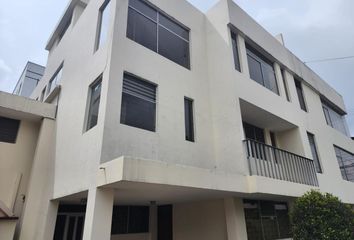 Casa en  El Batán, Quito