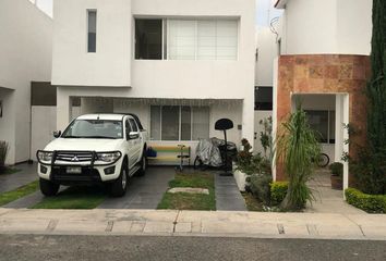 Casa en  Privada Santa Fe, Fraccionamiento Juriquilla Santa Fe, Querétaro, 76230, Mex