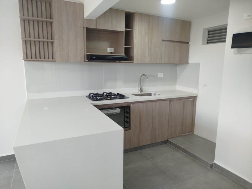 Apartamento en arriendo Calasanz, Occidente