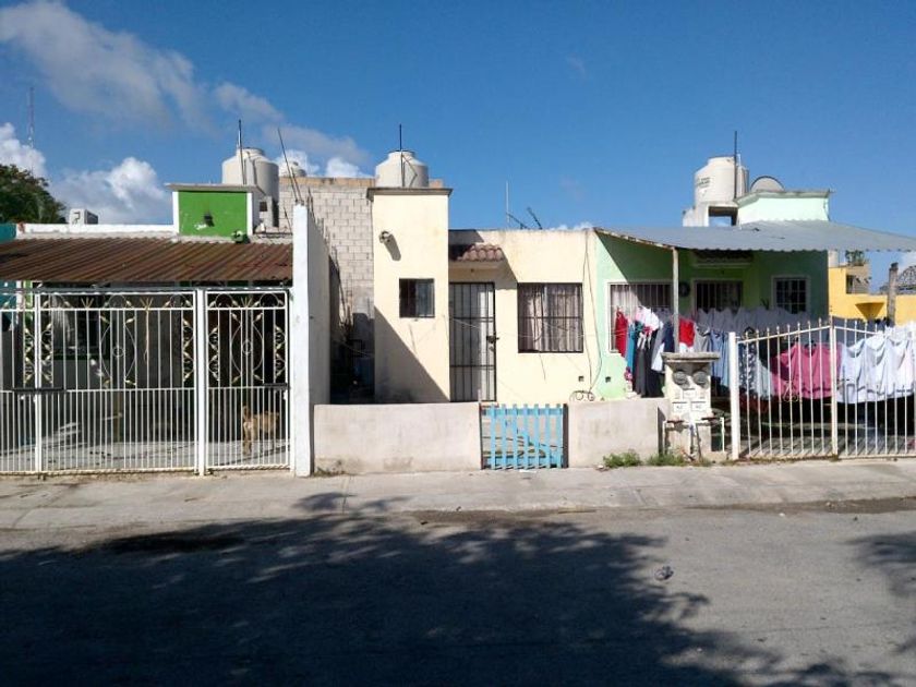 venta Casa en Playa del Carmen, Solidaridad, Quintana Roo (MX19-GN5628)-  