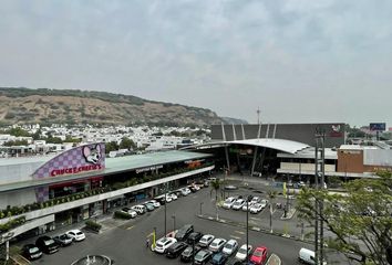 Oficina en  Plaza San Miguel, Avenida Adolfo López Mateos Sur, Provenza, Tlajomulco De Zúñiga, Jalisco, 45640, Mex