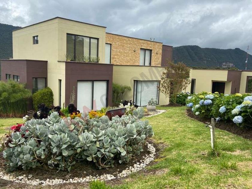 venta Casa en La Calera, Cundinamarca (6144)