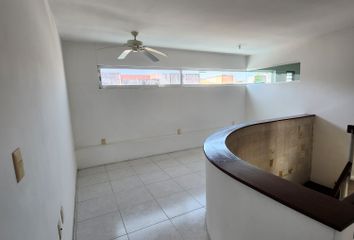 Casa en fraccionamiento en  Oxxo, Calle Macuspana, Fraccionamiento Plaza Villahermosa, Centro, Tabasco, 86179, Mex