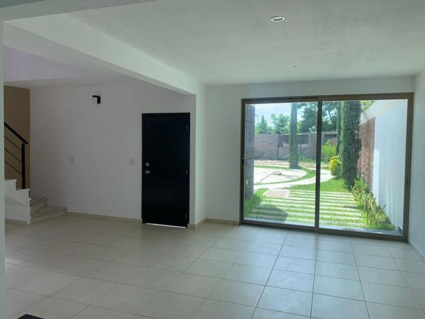 venta Casa en Tuxtla Gutiérrez Centro, Tuxtla Gutiérrez (MX22-NK8724)-  