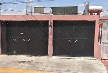 Departamento en  Calle Pesebres 17, Fracc Villas De La Hacienda, Atizapán De Zaragoza, México, 52929, Mex