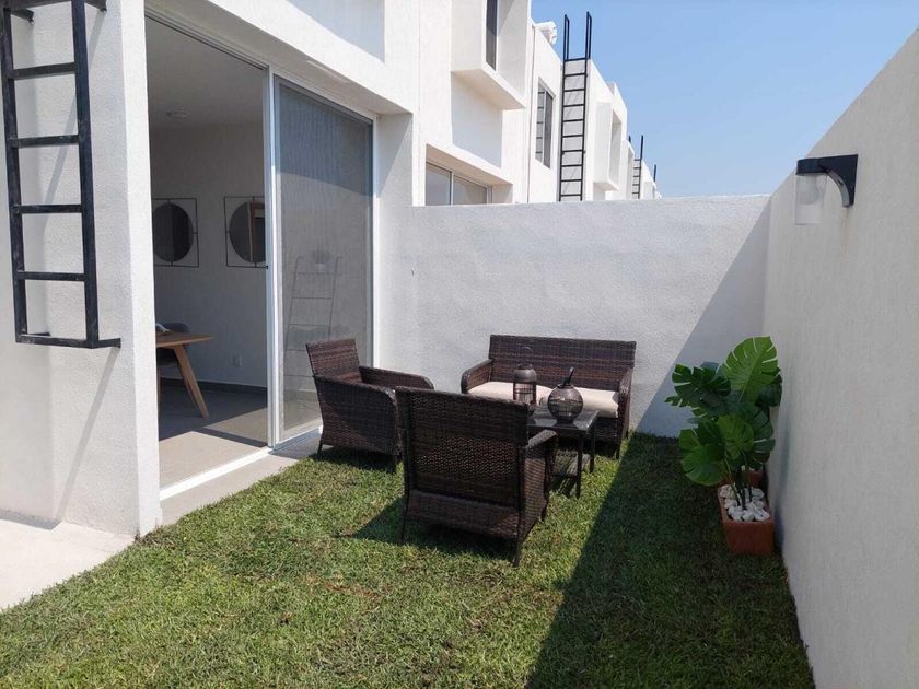 venta Casa en condominio en Fraccionamiento Villas de Xochitepec,  Xochitepec, Morelos ()