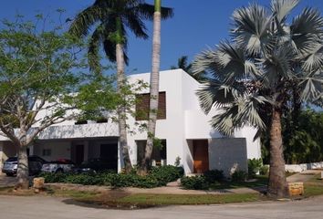 Casa en condominio en  Yucatán Country Club, Mérida, Yucatán