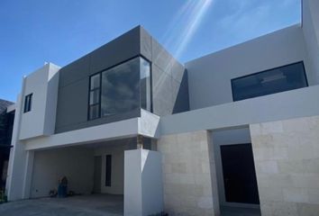 Casa en  La Joya Privada Residencial, Monterrey