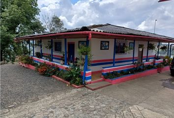 Villa-Quinta en  Las Araucarias, Santa Rosa De Cabal