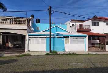 Casa en  Jardines De Las Lomas, Municipio De Colima