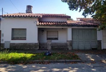 Casa en  Ezpeleta, Partido De Quilmes