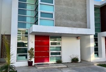 Casa en  Boulevard Estancia, Acapulco, Ensenada, Baja California, 22890, Mex