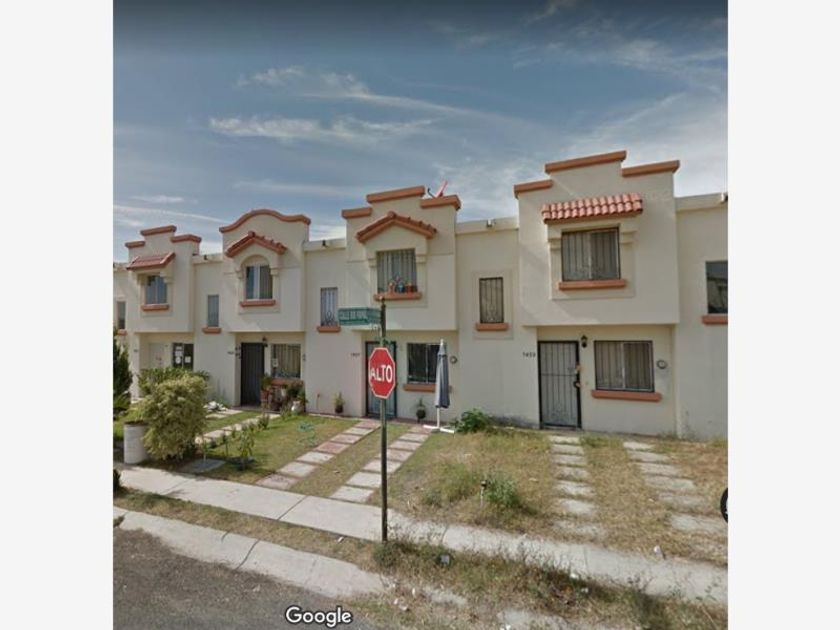 venta Casa en Urbi Quinta Montecarlo, Tonalá, Jalisco (MX22-NQ3475)-  