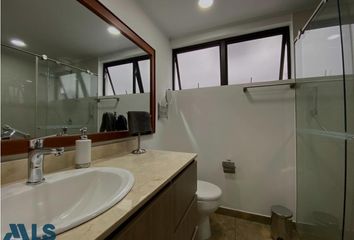 Apartamento en  Laureles, Medellín