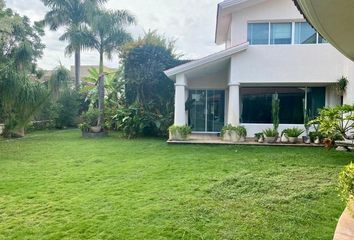 Casa en  Leandro Valle, Mérida, Mérida, Yucatán