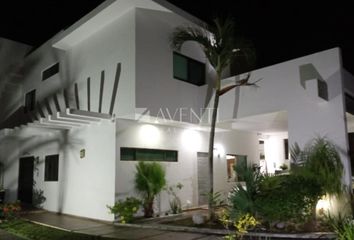 Casa en  Boulevard Cumbres, Residencial Cumbres, Benito Juárez, Quintana Roo, 77560, Mex