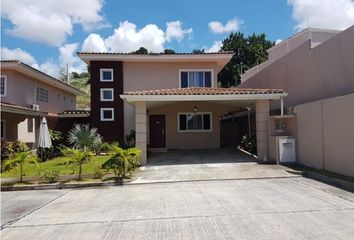 Casa en  Rufina Alfaro, San Miguelito