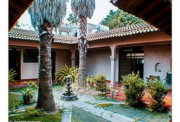 Casa en  Calle Puerta De Hierro, Lago De Gpe, Fraccionamiento Campestre Del Lago, Cuautitlán Izcalli, México, 54766, Mex