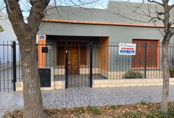 Casa en  General Roca, Río Negro