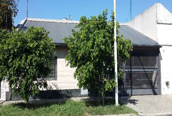 Casa en  Villa Luzuriaga, La Matanza