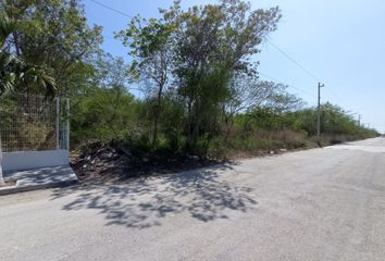 Lote de Terreno en  Calle 20, Conkal, Yucatán, 97345, Mex