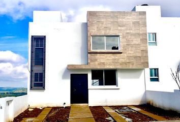 Casa en condominio en  El Condado, El Pueblito, Querétaro, México