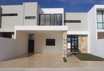 Casa en condominio en  97305, Mérida, Yucatán, Mex