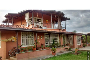 Casa en  Manantiales, Norte, Armenia