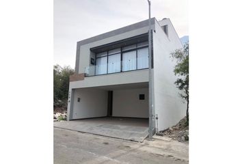 Casa en  Las Lomas Sector Bosques, García, Nuevo León