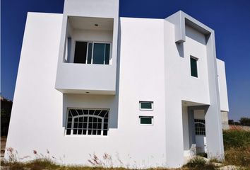 5 casas en venta en Jiquilpan 