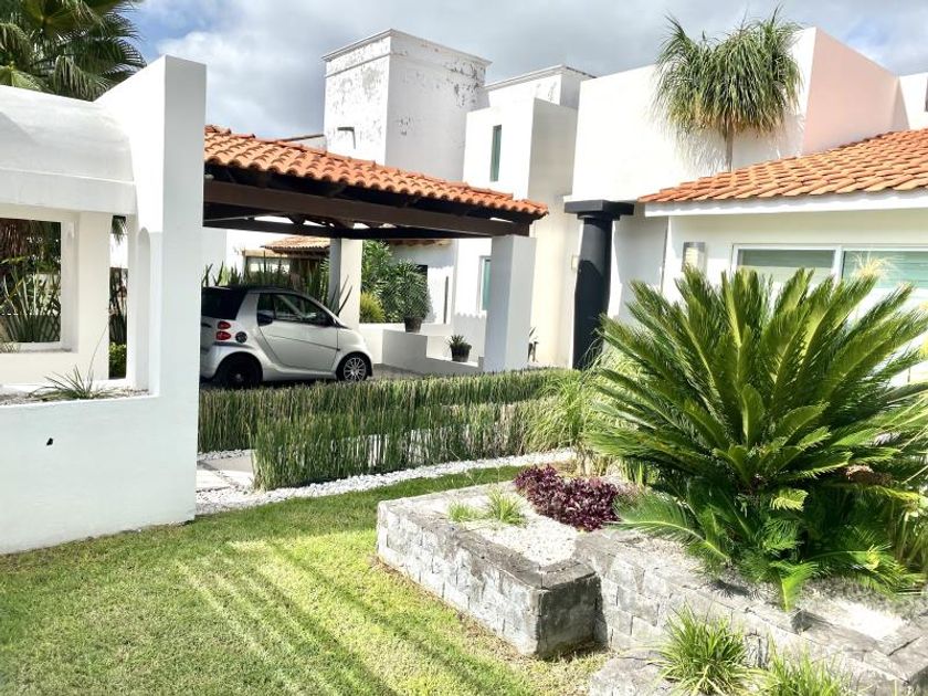 venta Casa en San Ángel, Santiago de Querétaro, Municipio de Querétaro  (MX21-LA0583)