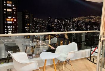 Apartamento en  Las Violetas, Medellín