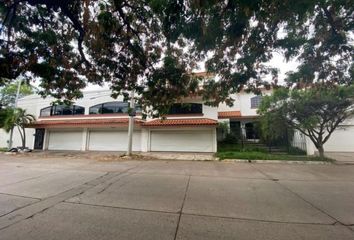 Casa en  Fraccionamiento Las Quintas, Culiacán