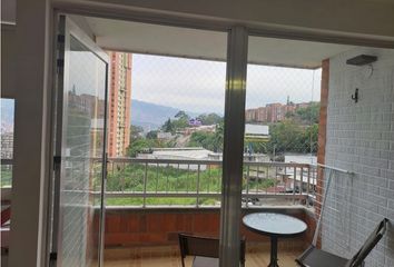 Apartamento en  Poblado, Medellín