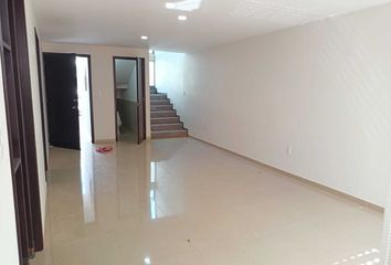 Casa en fraccionamiento en  Boulevard Nuevo Hidalgo, Fraccionamiento Geo Villas, Pachuca De Soto, Hidalgo, 42083, Mex