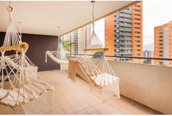 Apartamento en  Poblado, Medellín