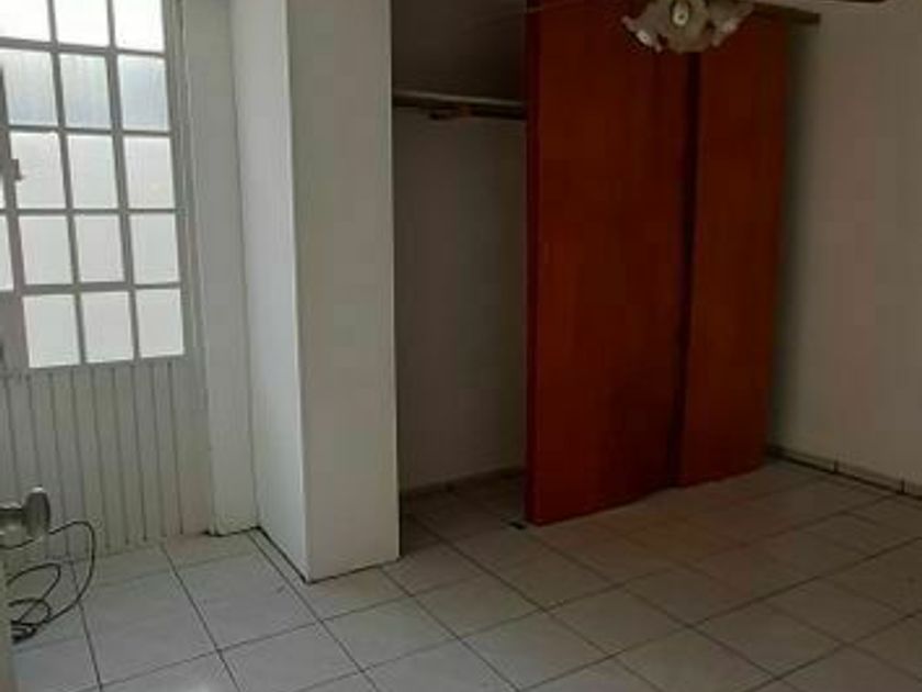 renta Casa en Pinar de la Calma, Zapopan, Jalisco (EBMU6010r) icasas.mx