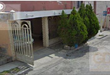 889 casas económicas en venta en Santa Catarina 
