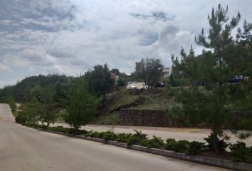 Lote de Terreno en  Campo De Golf Altozano, Avenida Montaña Monarca, Morelia, Michoacán, México