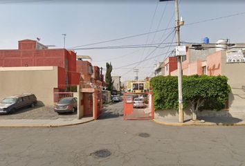 Casa en  Calle Apatzingán, Unidad Hab Héroes Ecatepec 5ta Secc, Ecatepec De Morelos, México, 55069, Mex