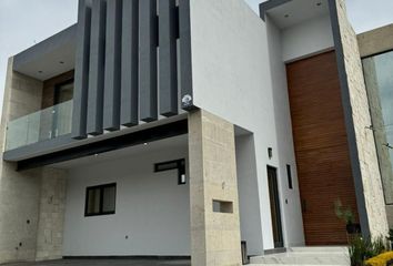 Casa en  Privada Sendero Pontevedra, Residencial Sendero Pontevedra, Irapuato, Guanajuato, 36670, Mex