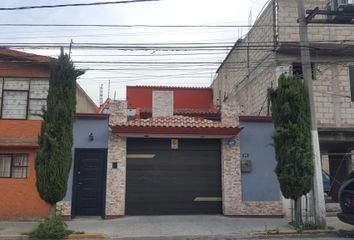 Casa en  Santa María Totoltepec, Toluca