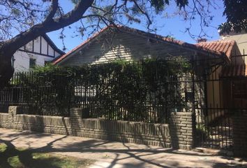 Casa en  Adrogué, Partido De Almirante Brown